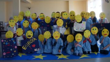 O profesoară din Vatra Moldoviței a obținut Premiul „Coordonatorul de voluntari al anului”