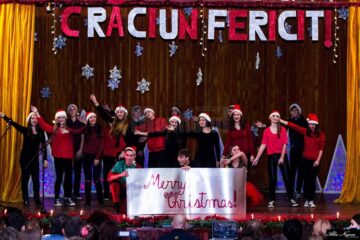 Serbarea de Crăciun a elevilor Liceului „Ion Luca” Vatra Dornei