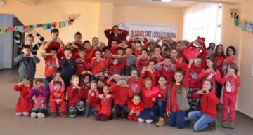 O profesoară din Vatra Moldoviței a obținut Premiul „Coordonatorul de voluntari al anului”