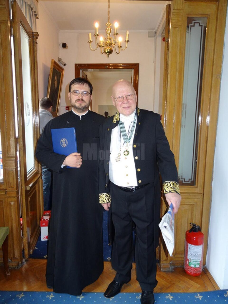 Unul dintre cele mai prestigioase premii din România, al Academiei Române, i-a fost decernat, ieri, preotului sucevean Gabriel Herea