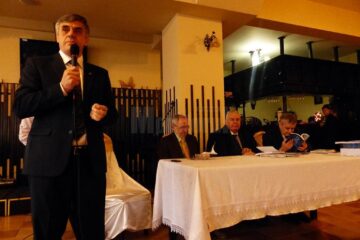 Primarul Ioan Pavăl și membrii prezidiului