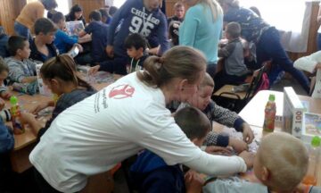 Voluntari “Salvați copiii”