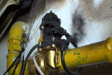 Electrovalva care a făcut scurtcircuit și a declanșat incendiul