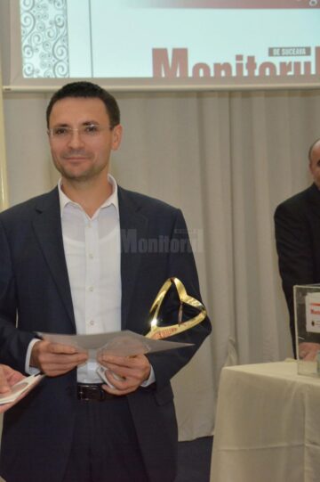 Judecătorul Marcel Nechita a fost premiat în ediția din 2013 pentru gestul său de a oferi lunar o sumă de până la 2.000 de lei pentru patru elevi de liceu