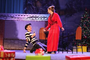 Spectacol caritabil, organizat de elevii Colegiului „Spiru Haret”, pentru o tânără cu tetrapareză spastică