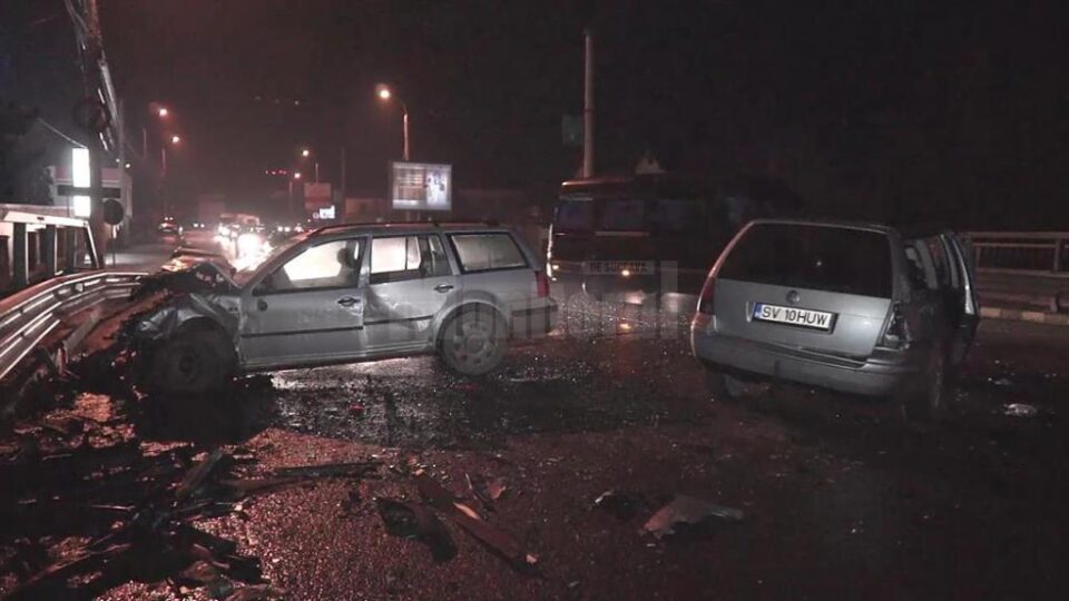 Accidentul violent în urma căruia un tânăr a fost rănit grav s-a petrecut duminică, la 22.00, la intrarea în Suceava dinspre Șcheia