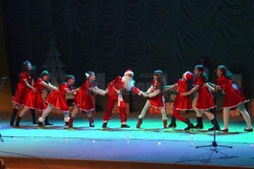 „Poveste de iarnă”, pe scena Casei de Cultură