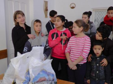Copiii și tinerii de la Centrul de plasament Solca au primit daruri, în prag de sărbători