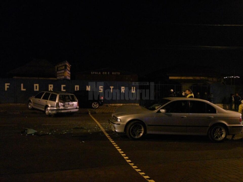 Mașinile implicate în accident