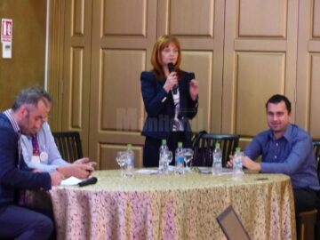 Un tânăr nevăzător din Suceava lucrează la Forumul European de la Bruxelles