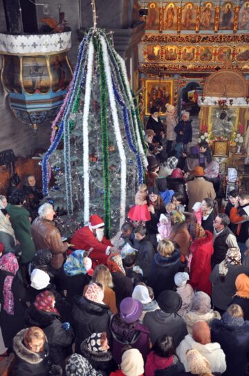 Moș Crăciun la Biserica Sf Ilie