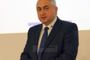 Rectorul Universității „Ștefan cel Mare” Suceava, prof. univ. dr. ing. Valentin Popa