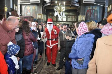 Moș Crăciun la Biserica Sf Ilie