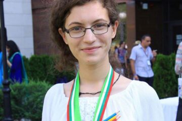 Teodora Solovan a câștigat argint la Olimpiada Internațională de Lingvistică, Bulgaria, în 2015