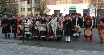Un festival de poveste, “Porniți plugul Feți Frumoși”