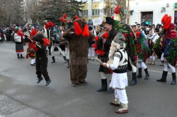 Un festival de poveste, “Porniți plugul Feți Frumoși”