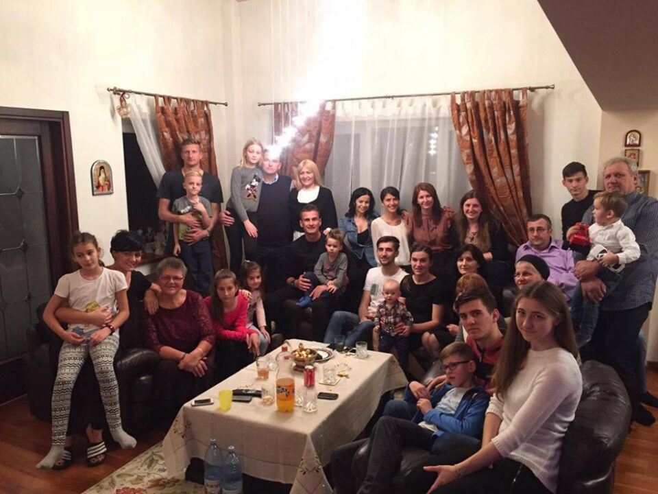 Internaționalul sucevean Dorin Goian și-a petrcut Crăciunul alături de toată familia la Suceava Internaționalul sucevean Dorin Goian și-a petrcut Crăciunul alături de toată familia la Suceava