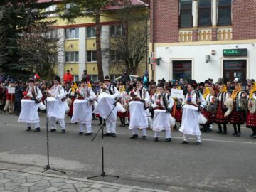 Un festival de poveste, “Porniți plugul Feți Frumoși”