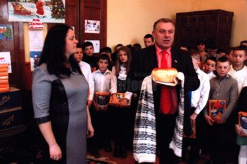 Plecat în Ucraina de mai bine de un an și jumătate, omul de afaceri Dumitru Morhan a trimis scrisori deschise atât președintelui României, Klaus Iohannis, cât și șefei Direcției Naționale Anticorupție, Laura Codruța Kovesi