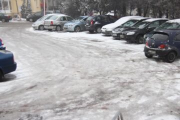 Recomandări pentru siguranța circulației rutiere în condiții de polei