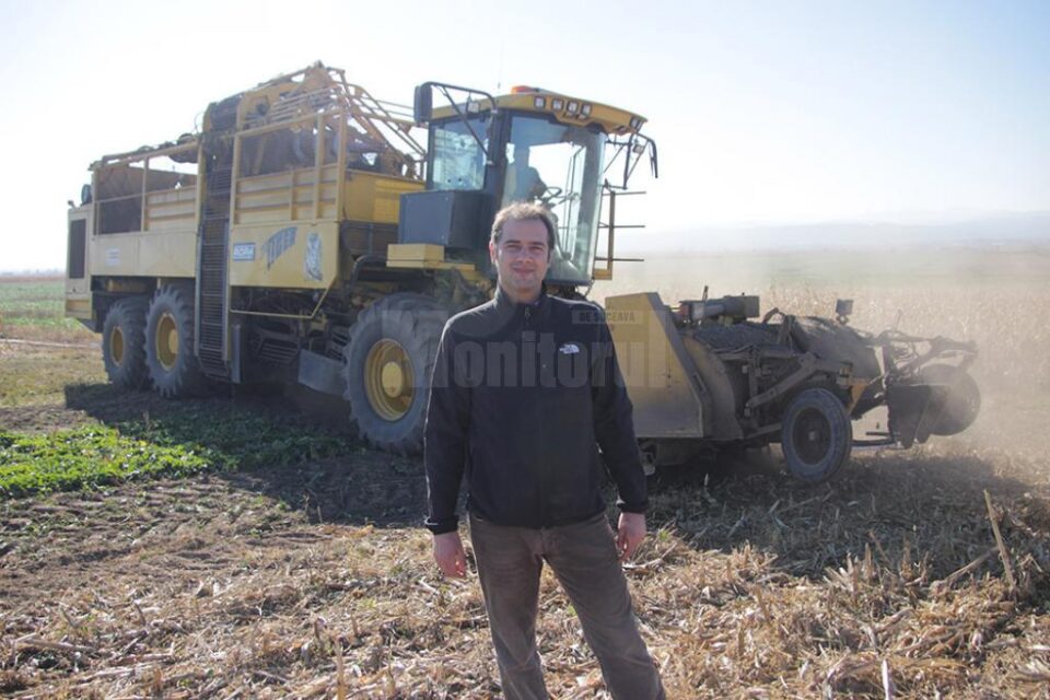 Unul din cei doi nemți care lucrează deja peste 1.300 de hectare, teren cumpărat sau arendat, în mai multe comune din zona Fălticeni