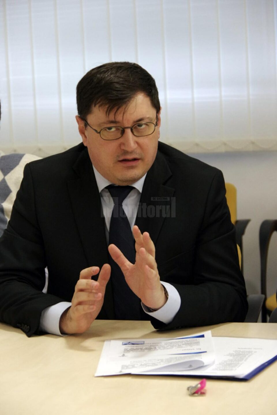 Directorul medical al Spitalului de Urgență Suceava, dr. Tiberius Brădățan, a declarat că demersurile de achiziționare au fost făcute încă de anul trecut, dar produsul încă lipsește la distribuitori Directorul medical al Spitalului de Urgență Suceava, dr. Tiberius Brădățan, a declarat că demersurile de achiziționare au fost făcute încă de anul trecut, dar produsul încă lipsește la distribuitori