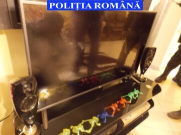 Bunuri ridicate cu ocazia percheziției de joi