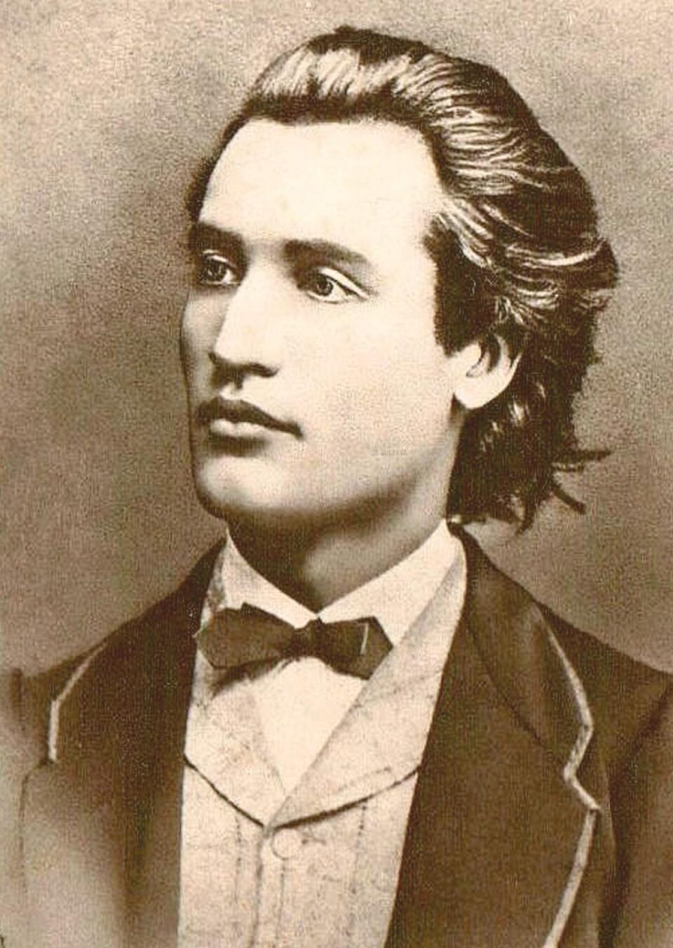 Omagiu poetului Mihai Eminescu, la Grupul Școlar “Vasile Cocea” Moldovița