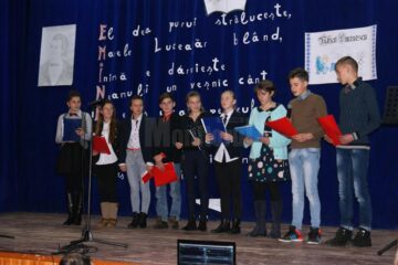 Omagiu adus lui Mihai Eminescu, la Liceul Tehnologic “Vasile Cocea” Moldovița