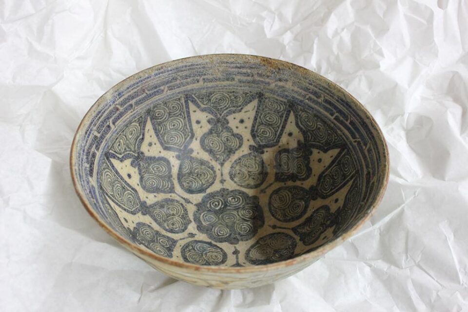 Vas ceramic