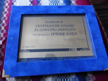 Enea Iftode a primit din partea Primăriei Adâncata titlul de „Cetățean de onoare” al comunei Adâncata