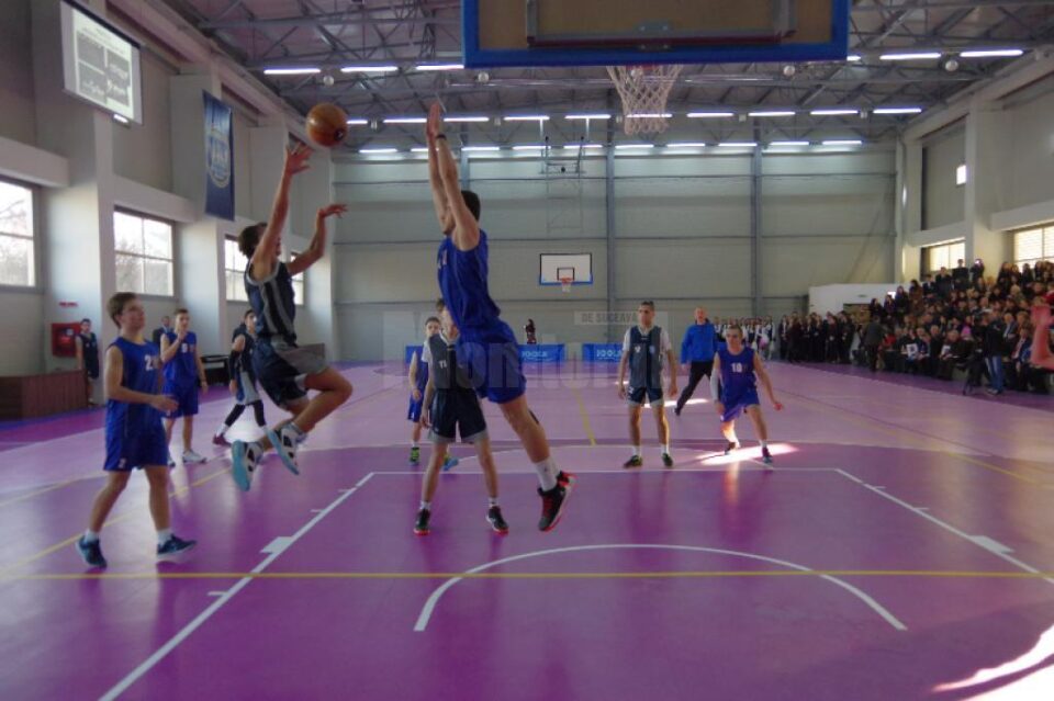 Bază sportivă modernă, inaugurată la Colegiul „Ștefan cel Mare” Suceava