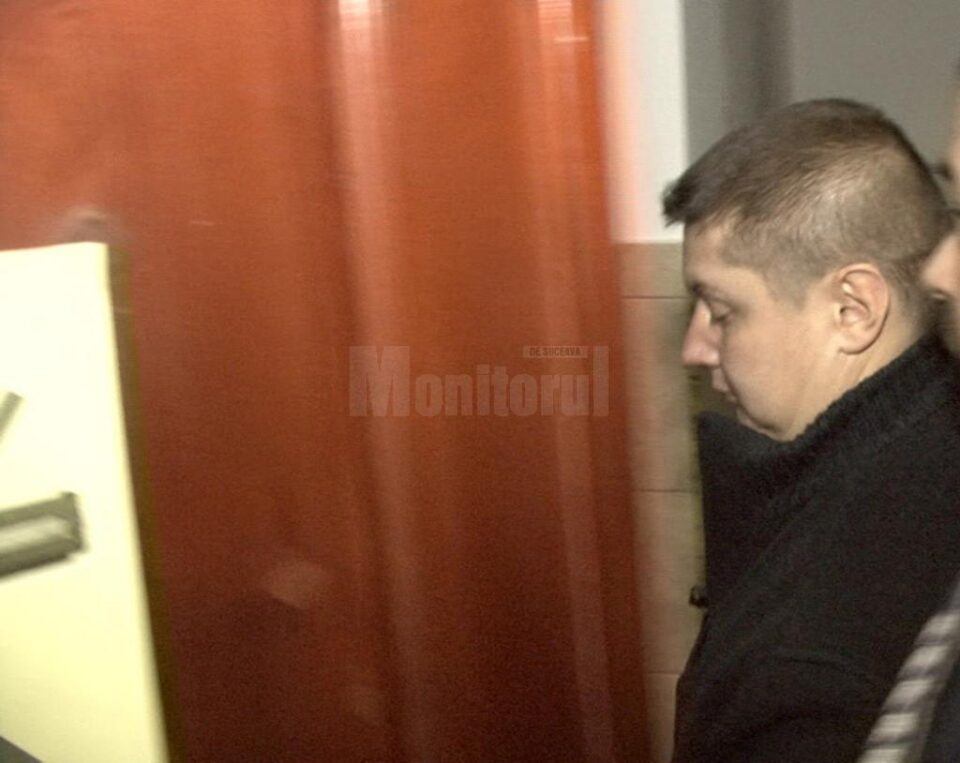 Subcomisarul Florin Vasile Popescu a fost arestat miercuri seară pentru o perioadă de 30 de zile Subcomisarul Florin Vasile Popescu a fost arestat miercuri seară pentru o perioadă de 30 de zile