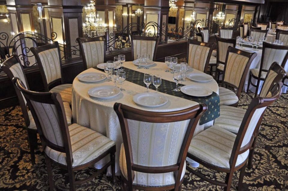 Restaurant Balada - Restaurant 4 stele in Suceava