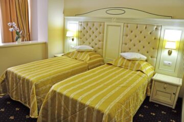 Camera dubla standard - Hotel Balada Suceava