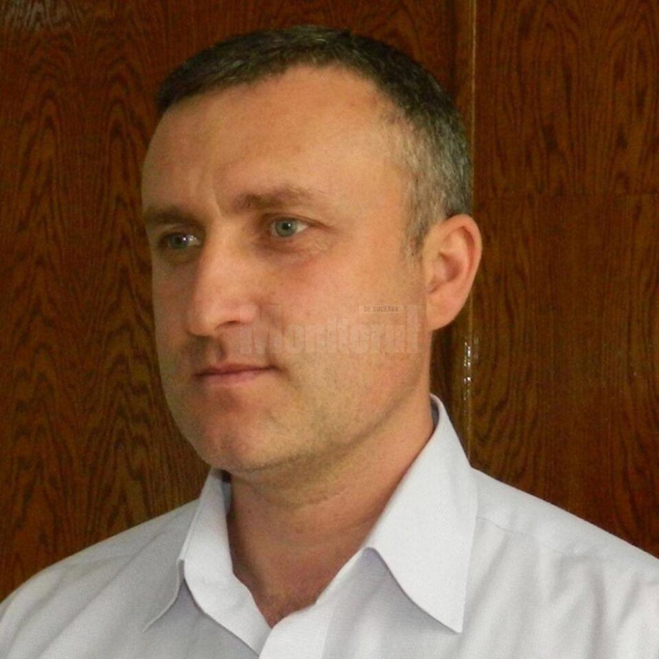 Sorin Haraseniuc, noul manager interimar al Spitalului Orășenesc de Boli Cronice din Siret Sorin Haraseniuc, noul manager interimar al Spitalului Orășenesc de Boli Cronice din Siret
