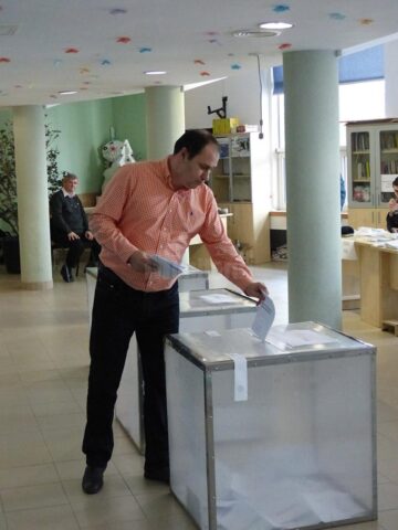Valentin Popa a fost ales pentru încă un mandat la cârma Universității din Suceava