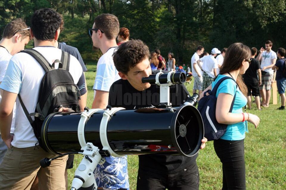 Olimpicul internațional Tudor Crețu va studia aeronautica la Universitatea Cambridge
