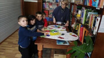 Desene și postere cu mesaje antiviolență, la Școala Profesională Specială din Câmpulung Moldovenesc