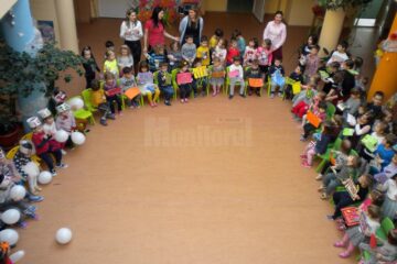 “100 de zile împreună în acest an școlar”, activitate desfășurată la “Sfântul Ioan cel Nou” Suceava