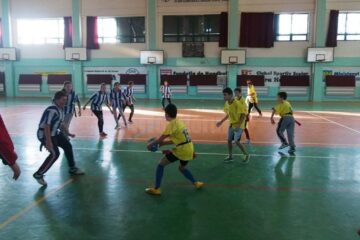 Elevii claselor a V-a și a VI-a s-au întrecut în competiția de rugby S