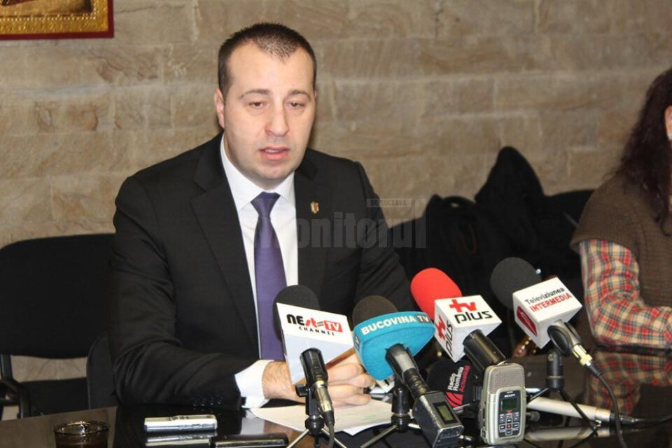 Lucian Harșovschi: „Site-ul a costat 9.500 de lei și a fost realizat de o firmă cu experiență în furnizarea de soluții software pentru cinematografe”