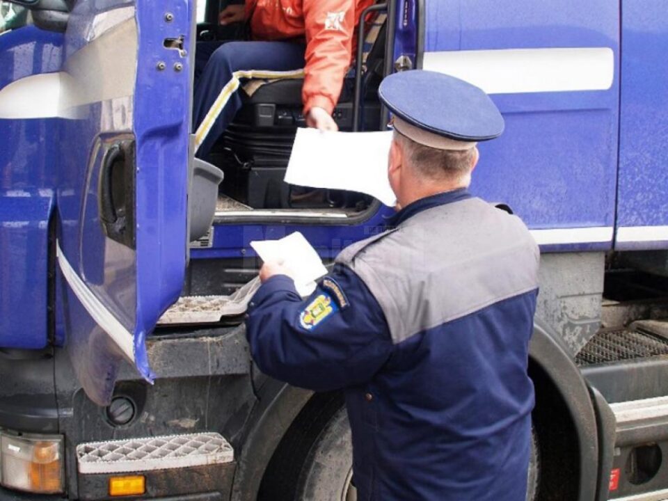 Acțiune de control a poliției împreună cu RAR, pe DN 2
