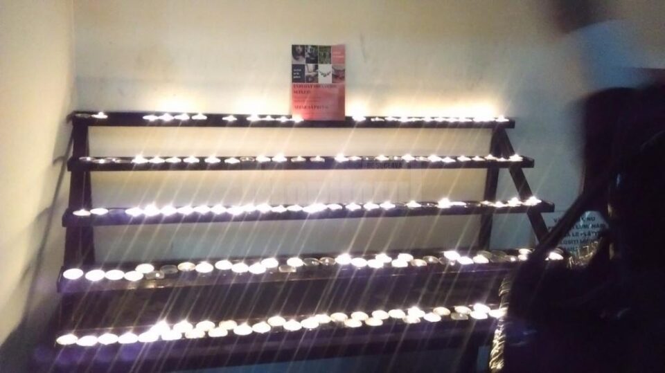 Enoriașii s-au rugat luni, 8 februarie, la cele două slujbe care s-au oficiat în biserică, pentru victimele traficului de persoane