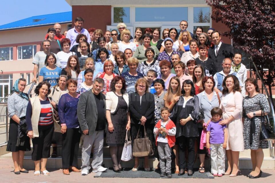 Zeci de părinți suceveni care au copii cu dizabilități au fost instruți de specialiștii Fundației „Star of Hope” România