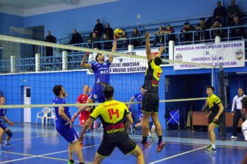 Sucevenii s-au impus în primul meci din faza play-off-ului