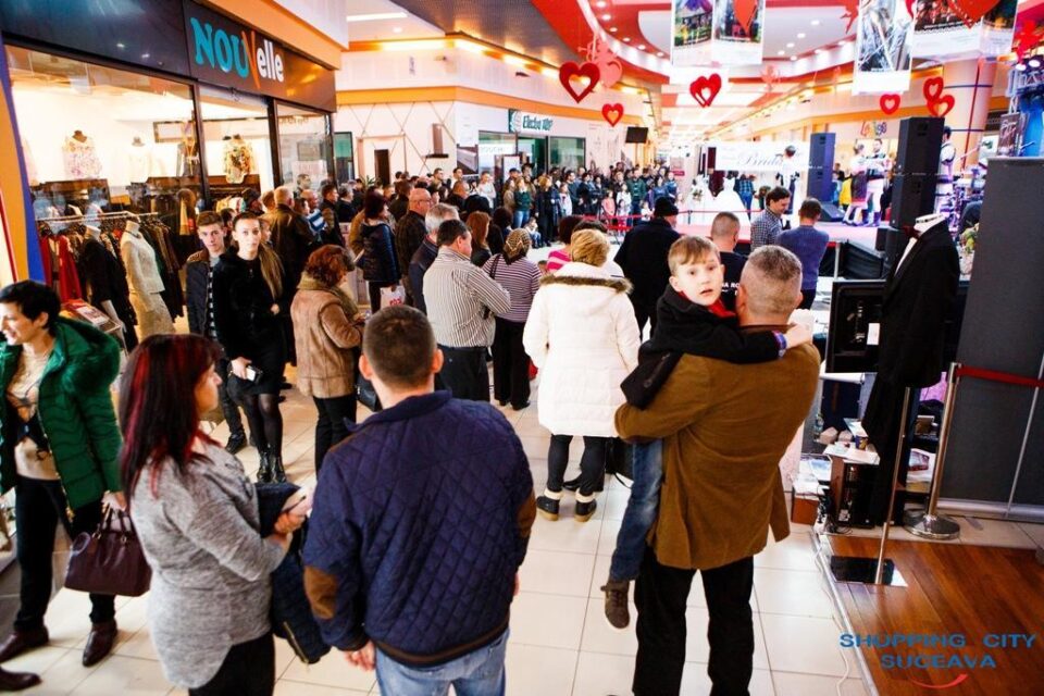 Peste 40.000 de vizitatori la Shopping City Suceava, pe durata Târgului de Nunți "Trend Mariaj" Peste 40.000 de vizitatori la Shopping City Suceava, pe durata Târgului de Nunți "Trend Mariaj"
