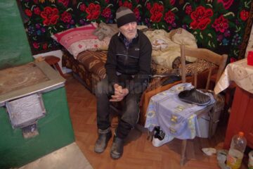 Viața bătrânului din Bosanci care trăia asemeni unui câine s-a schimbat radical