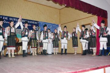 Formațiile artistice clasate pe primul loc la fazele zonale Câmpulung și Dorna ale Festivalului „Comori de suflet românesc”