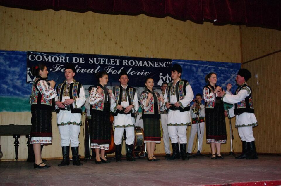 Formația de jocuri populare "Coșnencuța", Coșna
